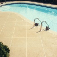 PoolDecks_pool-deck-tan-tile-pattern-and-edgingW PoolDecks_pool-deck-tan-tile-pattern-and-edgingW