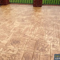 stamped-patio-w-iron-spindlesW stamped-patio-w-iron-spindlesW